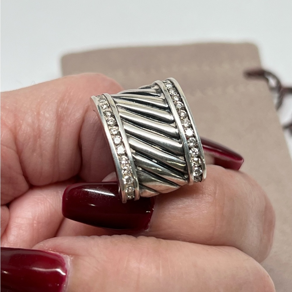 David Yurman Thoroughbred Diamond Cigar Band Earrings - Picture 3 of 10